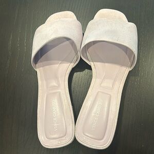 Vince Camuto Cheleah Slides. Size 7.